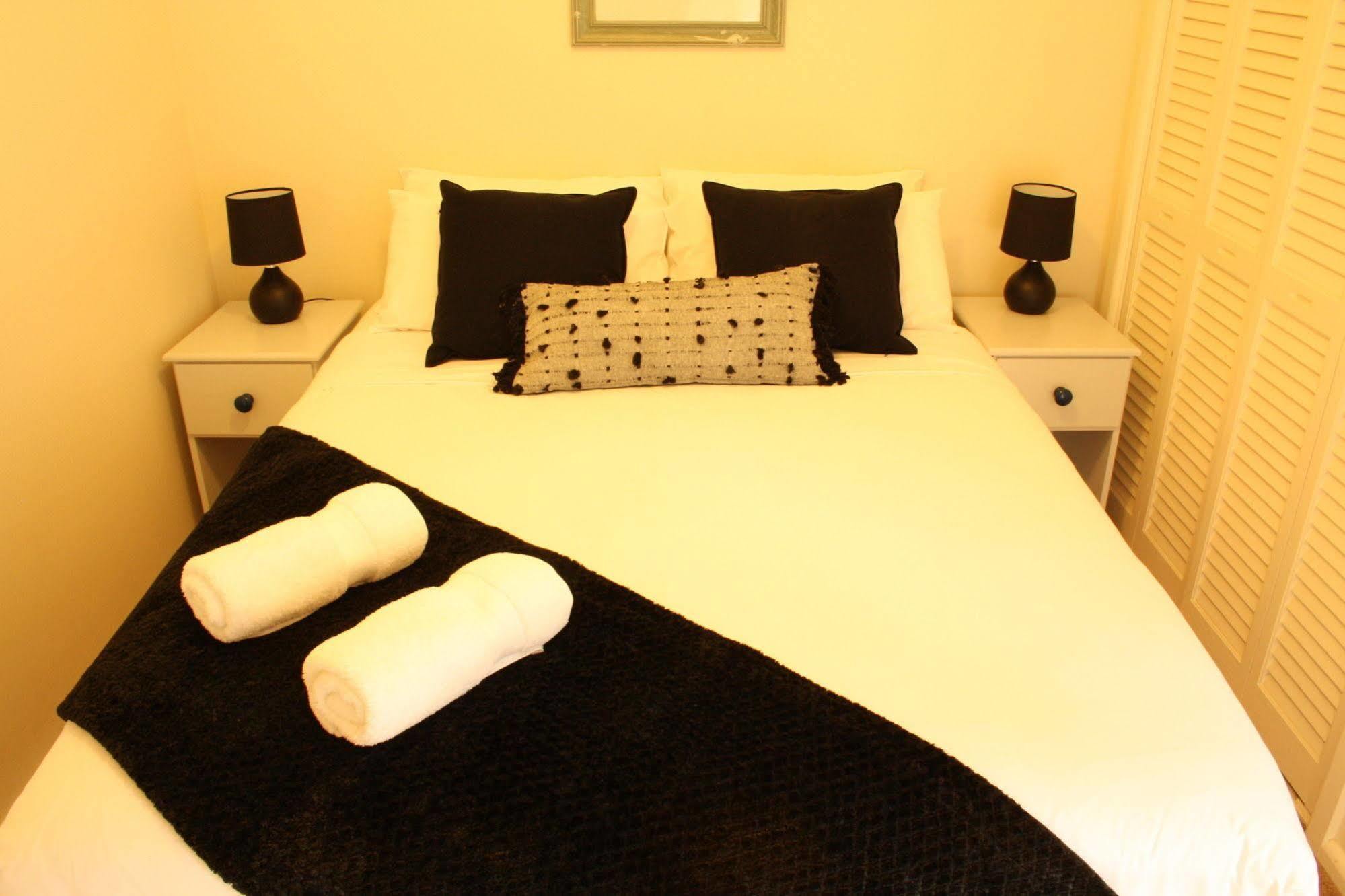 Merrimeet Cottages Bright Buitenkant foto